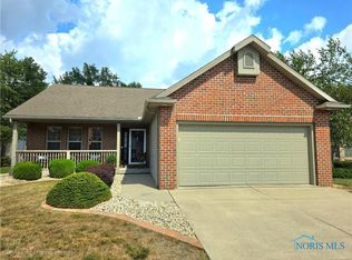1456 Plum Creek Dr, Findlay, OH 45840