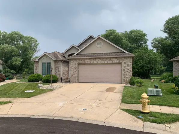 4009 Doral Ln, Elkhart, IN 46517