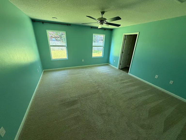 7305 Lakeside Oak Ct — Photo 6