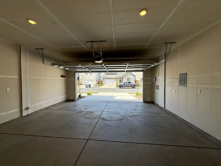 1036 Fruitwood Ave — Photo 26