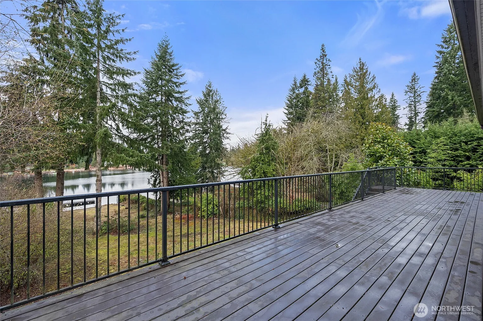 23320 E Echo Lake Road photo 1