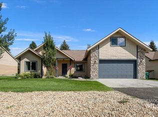 40 Charters Dr, Donnelly, ID 83615