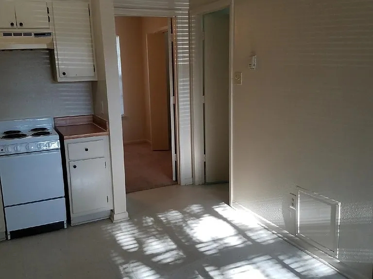 3305 Holick Ln #B — Photo 3