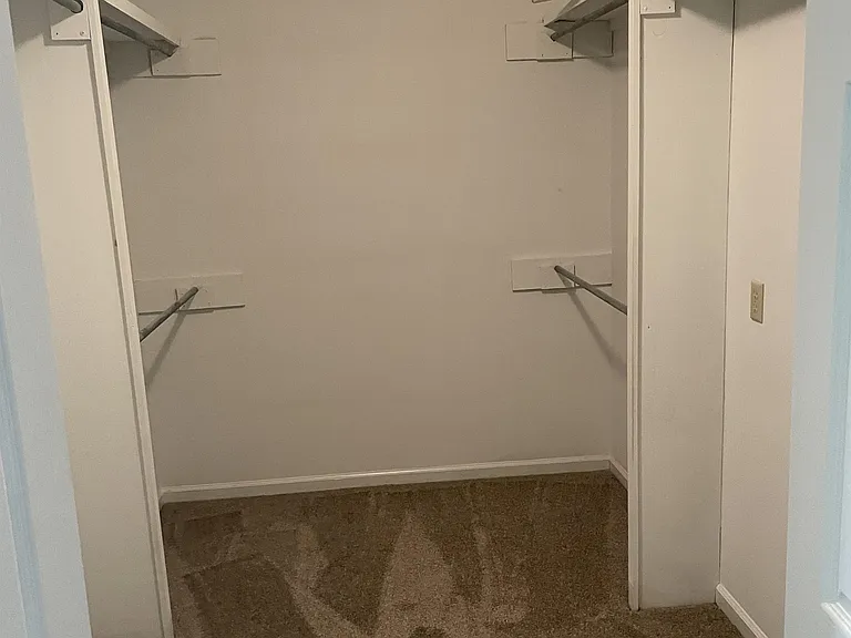 7800 N Hills Blvd #101 — Photo 5