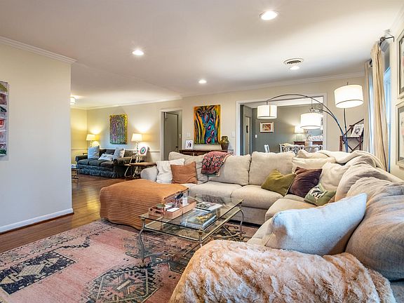 4th image of 3740 Country Club Dr APT D