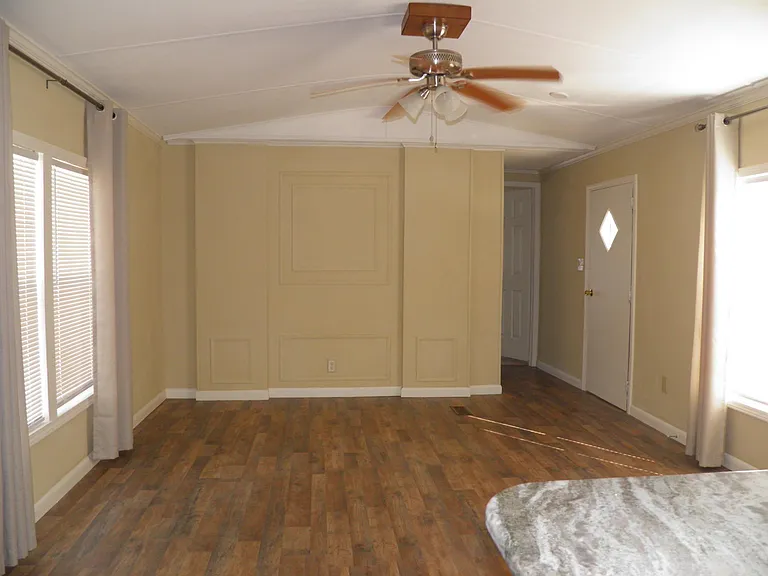 810 Gibson Rd — Photo 11