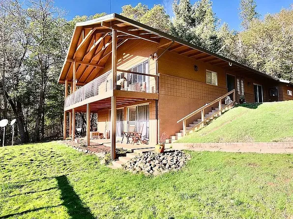 2595 E Evans Creek Rd, Rogue River, OR 97537