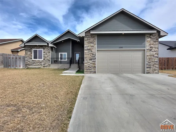 2260 Glenwood Dr, Garden City, KS 67846