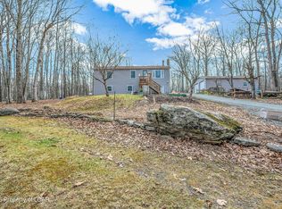 239 Deer Run, Hawley, PA 18428