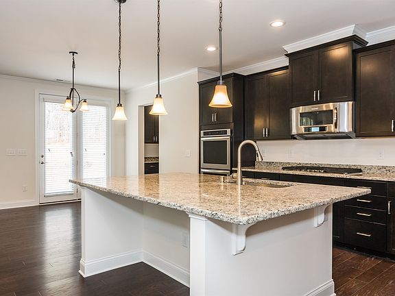 Granite Counters, Recessed Cabinets & More