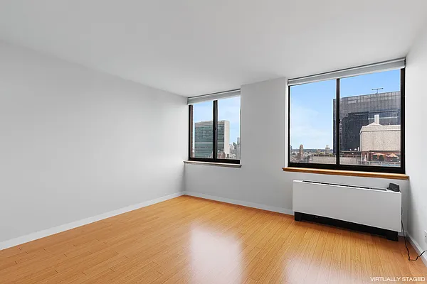 Rented by Compass | media 23