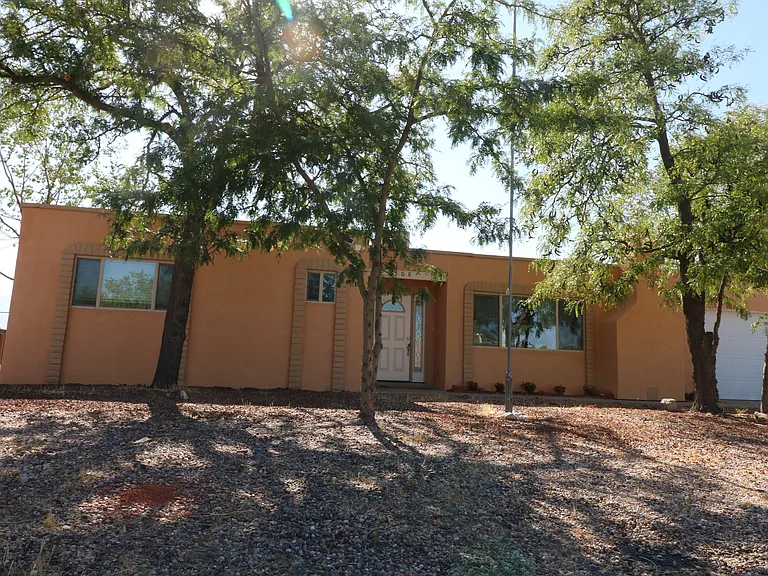 508 Las Marias Dr SE — Photo 38