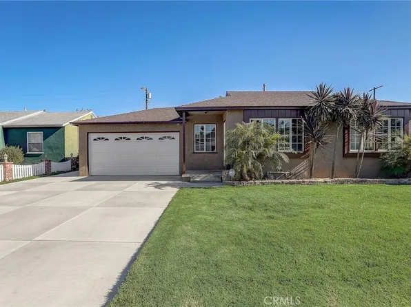 16936 Gault St, Lake Balboa, CA 91406