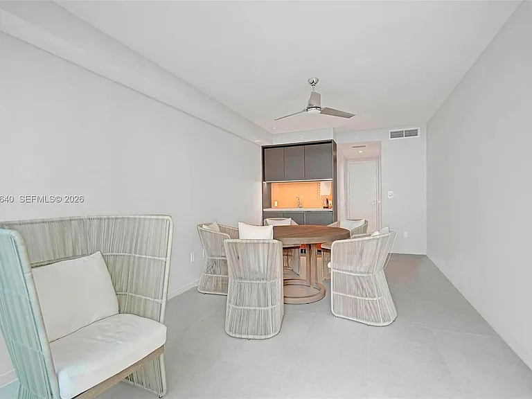 18975 Collins Ave #8 — Photo 8
