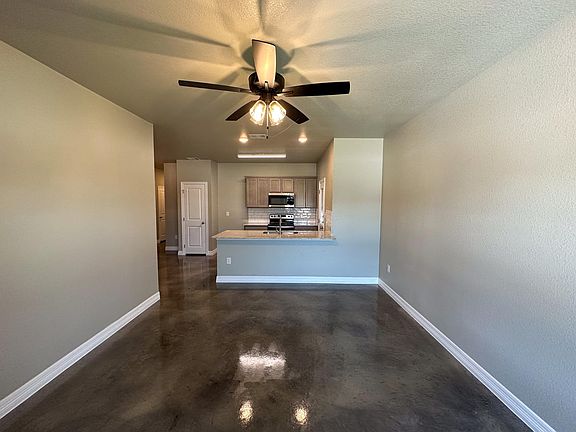 3rd image of 1121 Antelope Trl #B