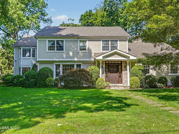 6 Lake Dr