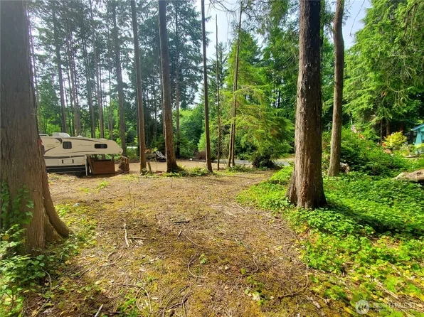 44 Robin Lane, Pacific Beach, WA 98571