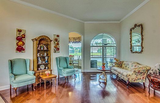 3rd image of 95050 Sunflower Ct