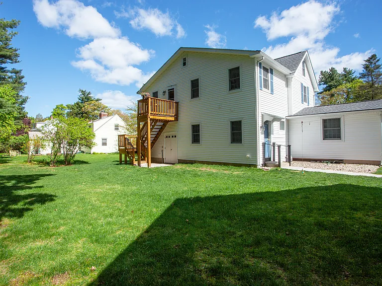 9 Pearl St #2 — Photo 36