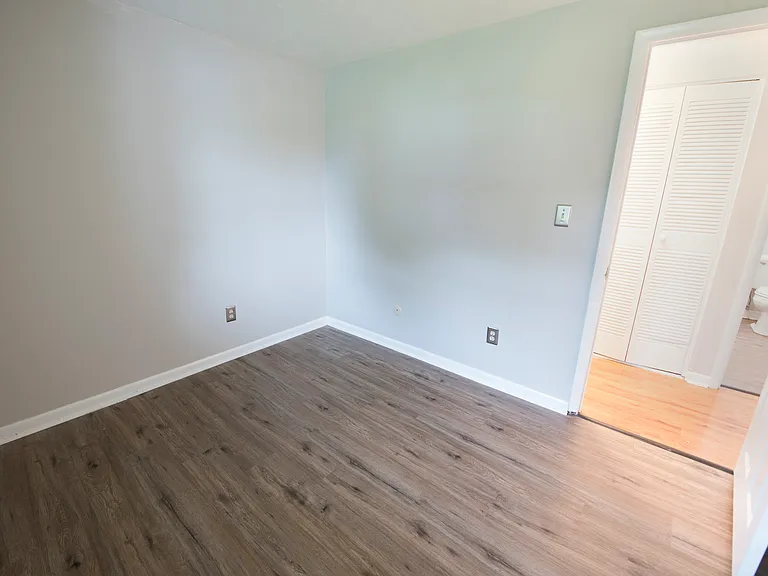 3700 Caracas Dr — Photo 9