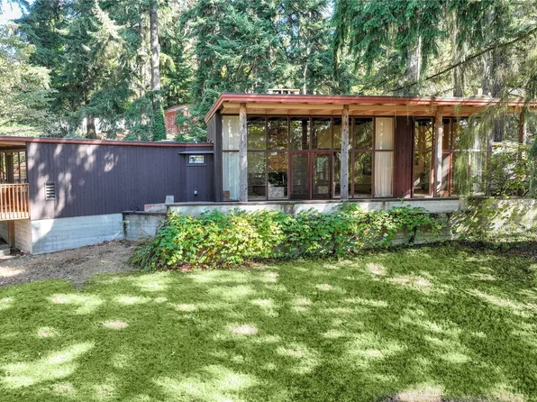 2716 120th Avenue NE, Bellevue, WA 98005