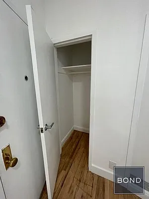 Rented by Bond New York | media 6