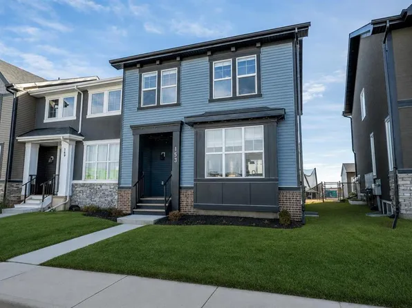 153 N Waterford Blvd, Chestermere, AB T1X 2M9