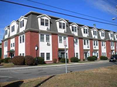 2 Mechanic St Unit J, Easthampton, MA, 01027