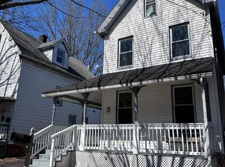 394 Huntington St, New Haven, CT 06511