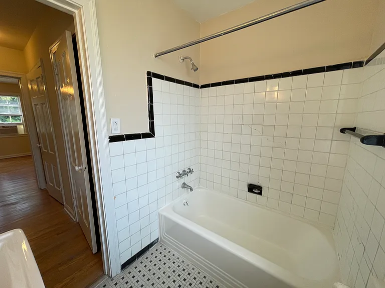 2838 Thornhill Rd — Photo 75
