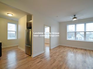 3804 W Montrose Ave #304, Chicago, IL