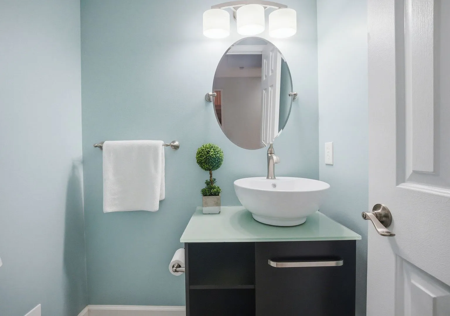 20 B Freeman Drive Poquoson 3 BR House — Photo 4