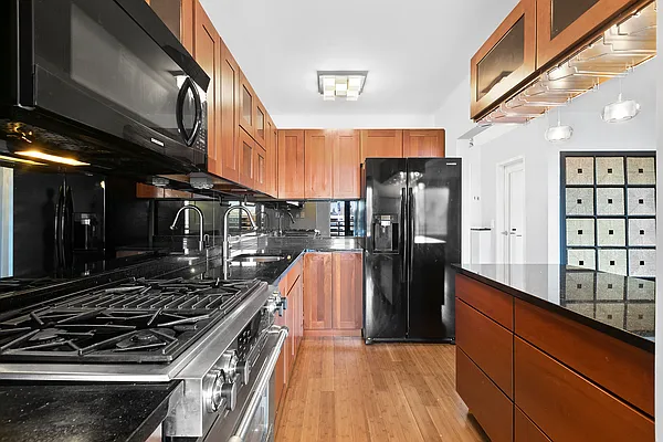 Rented by Corcoran | media 9