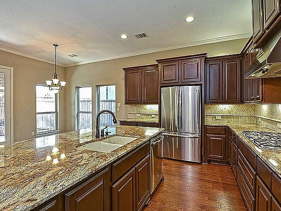 3rd image of 123 Currydale Way