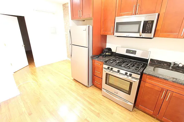 Rented by Empire Deeds LLC  | media 33