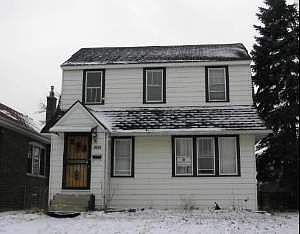 1st image of 423 E 157th St