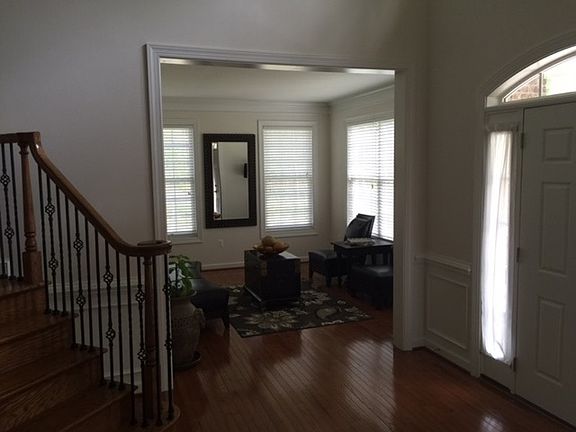 5th image of 281 McPherson Dr