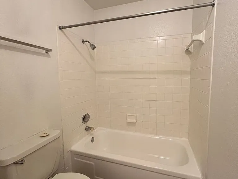 Cypresswood Apartments — Photo 11