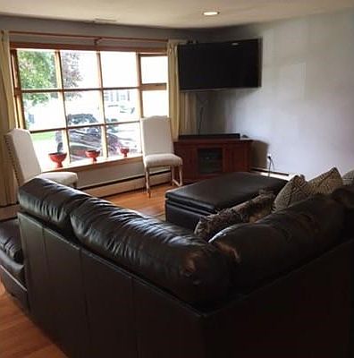 5th image of 49 Wentworth Ave