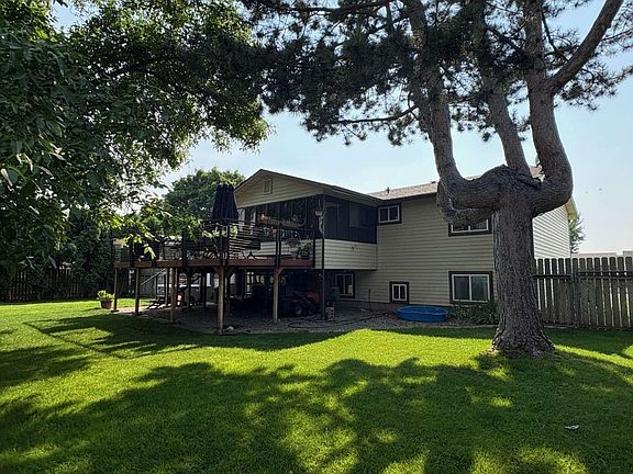 2nd image of 313 S Burns Rd
