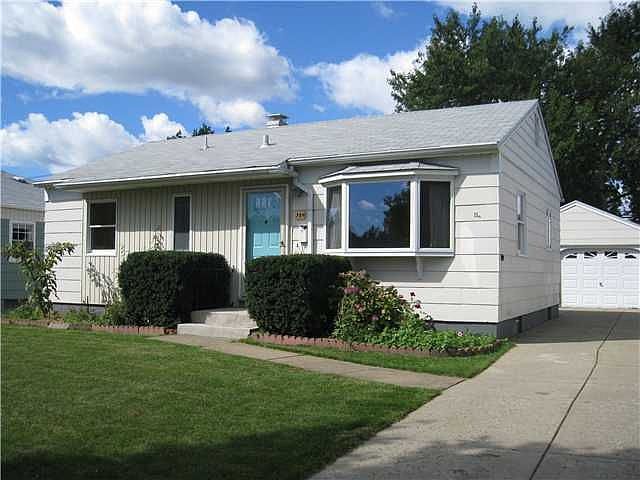 1st image of 754 Loretta St