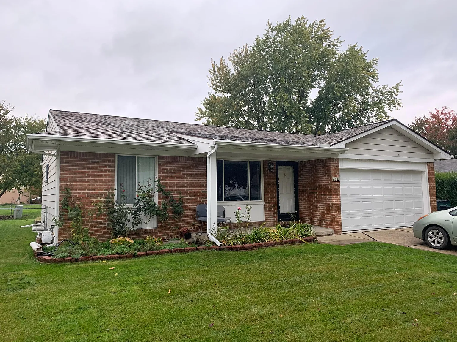 3 bed, 2.5 bath, 1500 sqft, $2,399 — Photo 1