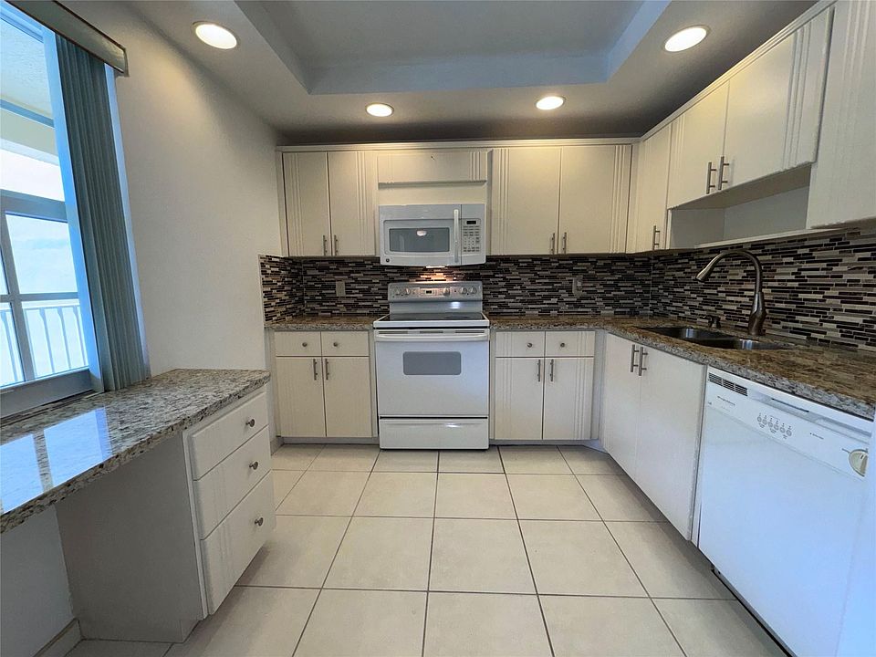 1st image of 804 Cypress Grove Lane #209