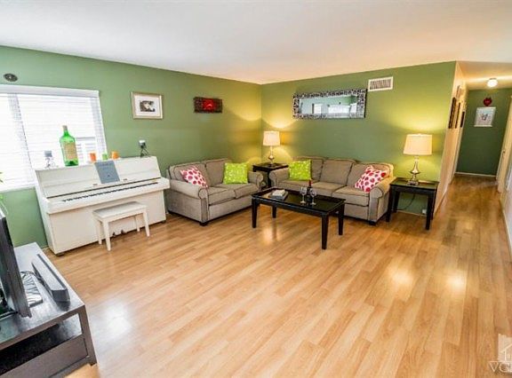 2nd image of 611 Brossard Dr