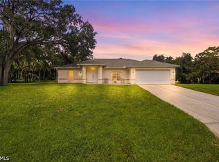 18371 Slater Rd, North Fort Myers, FL 33917
