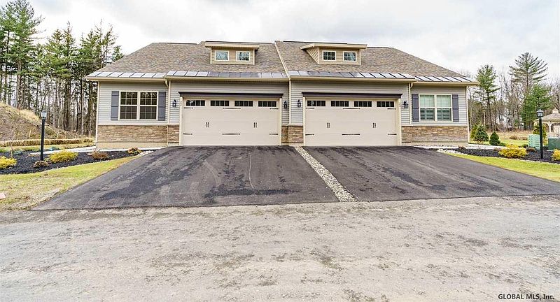 2nd image of lot 42 -16 CANTERBURY Lane