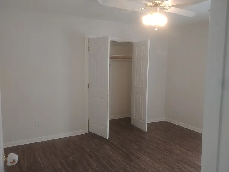1802 White Stone Dr — Photo 7