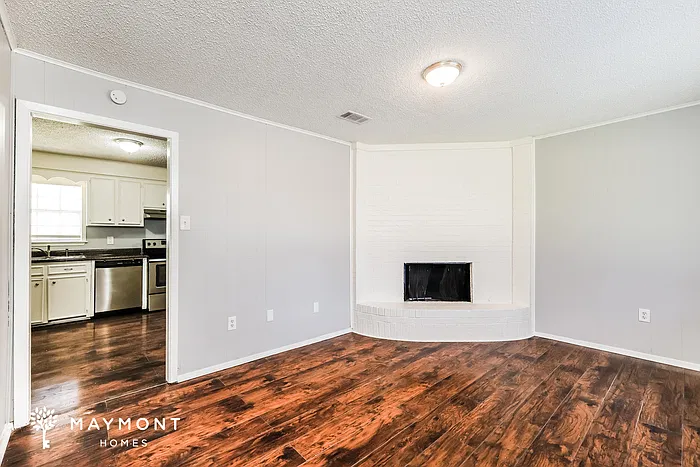 3 bed, 1.0 bath, 1125 sqft, $1,145 — Photo 4