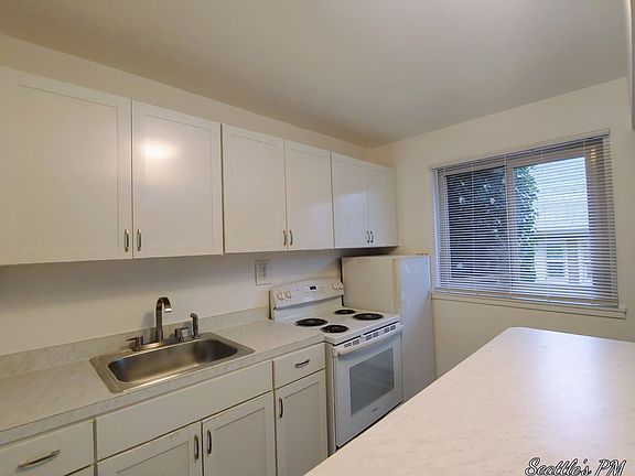 5th image of 6537 Oswego Pl NE #3