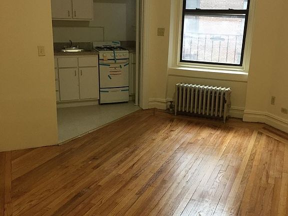 3rd image of 4142 40th St APT C5